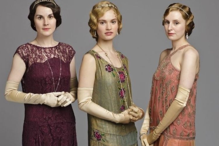 admin ajax.php?action=kernel&p=image&src=%7B%22file%22%3A%22wp content%2Fuploads%2F2024%2F07%2Flikewomangr Downton Abbey style