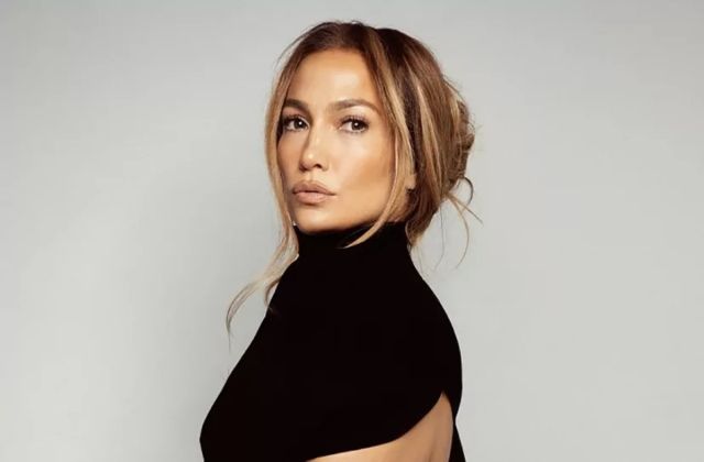 Likewomangr jenniferlopez instagram 5958eb91