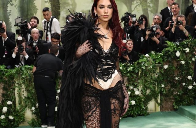 @dualipa at Met Gala 2024 5c9afcde