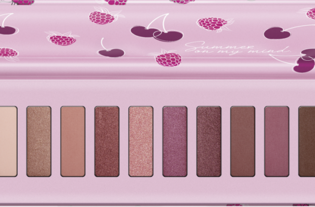 images easyblog articles 8036 berry on eyeshadow palette 01 open 20190714 152549 1 692bcf8b
