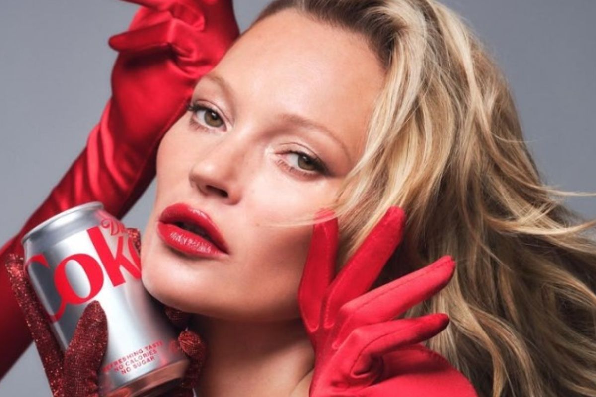 likewomangr kate moss red lips cover 702040d8