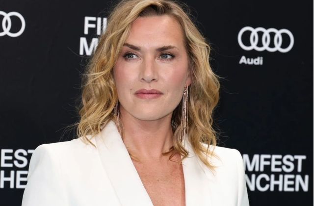 Kate Winslet f328a345
